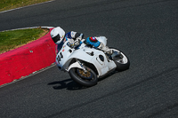 enduro-digital-images;event-digital-images;eventdigitalimages;mallory-park;mallory-park-photographs;mallory-park-trackday;mallory-park-trackday-photographs;no-limits-trackdays;peter-wileman-photography;racing-digital-images;trackday-digital-images;trackday-photos